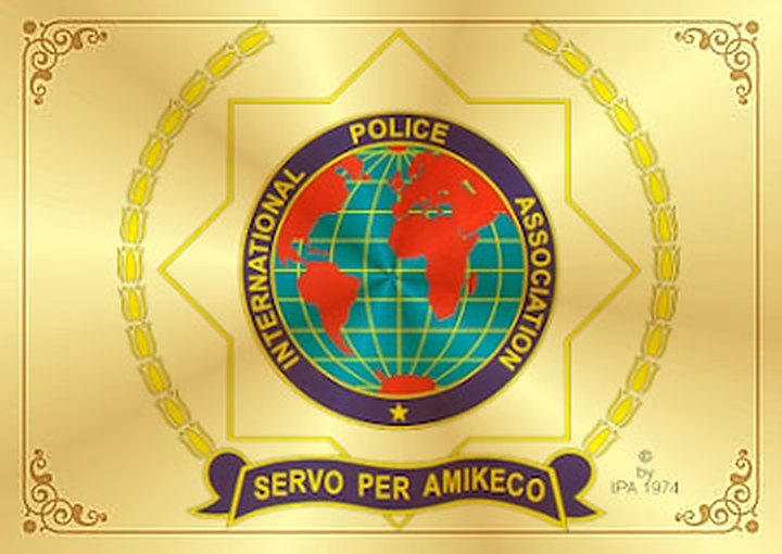 Placa conmemorativa de International Police Association Madrid
